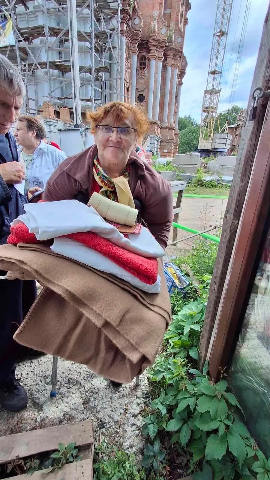 help people in Ukraine